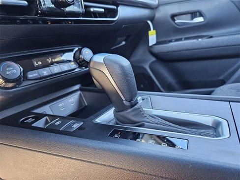 New 2026 Nissan Kicks SV image 11