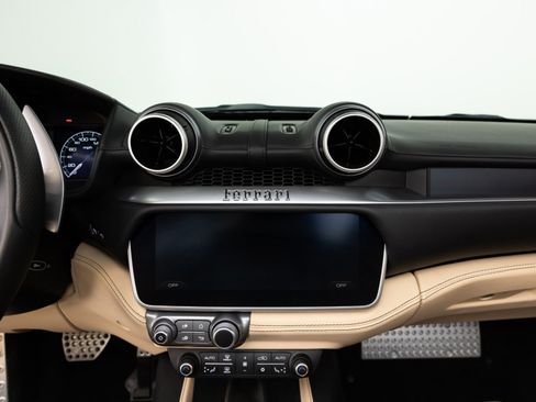 Certified 2023 Ferrari Portofino M RWD image 89