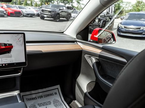 Used 2023 Tesla Model Y Long Range AWD/4WD image 13