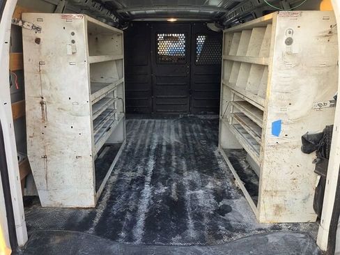 Used 2019 Chevrolet Express 2500 w/ Driver Convenience Package image 9