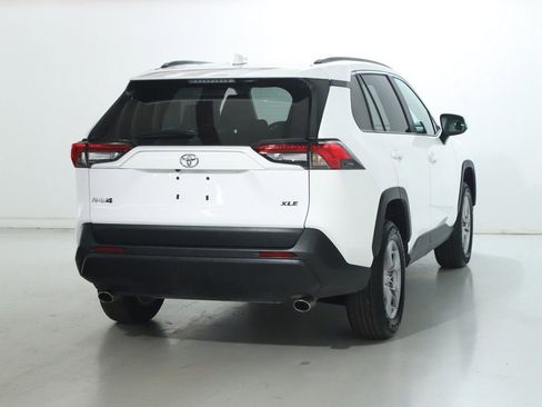 Used 2025 Toyota RAV4 XLE image 49