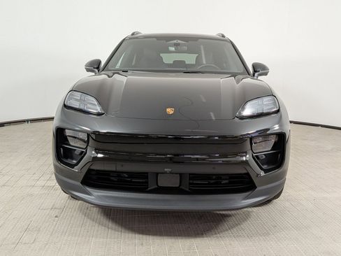 New 2026 Porsche Macan 4S Electric AWD/4WD image 6