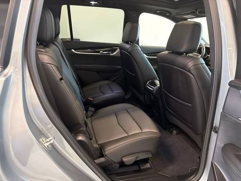 Used 2024 Cadillac XT6 Premium Luxury w/ LPO, Floor Liner Package AWD/4WD image 43
