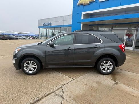 Certified 2017 Chevrolet Equinox LT w/ Convenience Package image 2