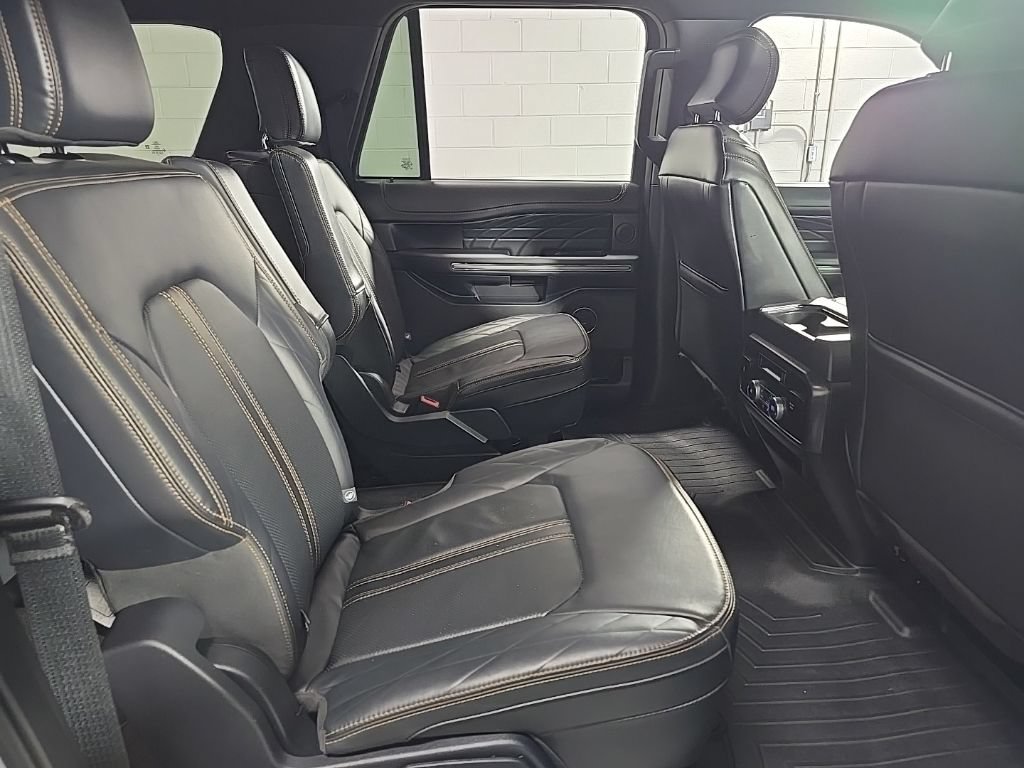 Used 2024 Ford Expedition Max Platinum AWD/4WD image 37