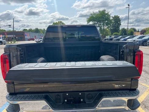 Used 2019 GMC Sierra 1500 SLT RWD image 8