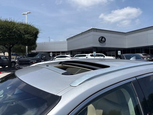 Used 2016 Lexus RX 350 FWD w/ Premium Package image 10