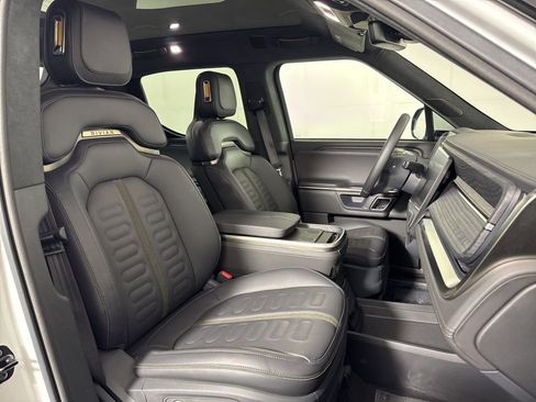 Used 2023 Rivian R1T Adventure image 12