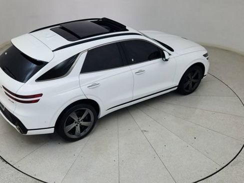 Used 2023 Genesis GV70 3.5T Sport w/ Sport Prestige Package AWD/4WD image 81