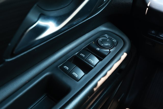 Used 2022 GMC Terrain SLT w/ Infotainment Package II FWD image 24