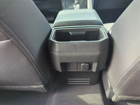 Certified 2025 Toyota Tacoma SR5 image 20