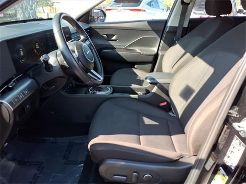 Used 2024 Hyundai Kona SEL image 9