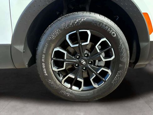 Certified 2024 Hyundai Santa Cruz SEL FWD image 17