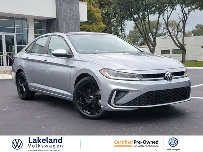 Used 2025 Volkswagen Jetta SE