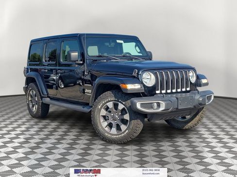 Used 2021 Jeep Wrangler Unlimited Sahara w/ Uconnect 4C Nav & Sound Group AWD/4WD image 1