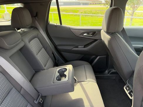 Used 2026 Chevrolet Equinox LT FWD image 34