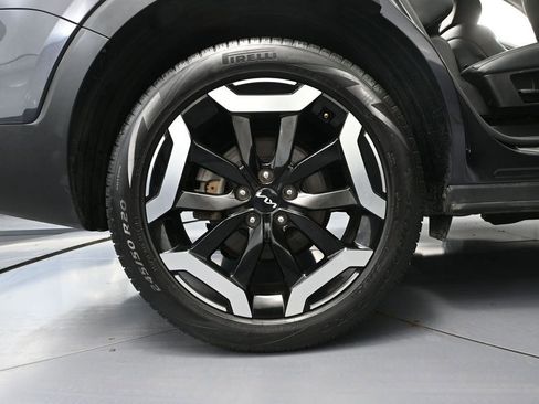 Used 2025 Kia Telluride S AWD/4WD image 14