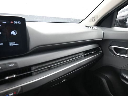 Used 2025 Kia K4 FWD image 21