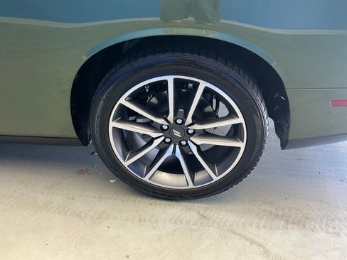 Used 2023 Dodge Challenger R/T RWD image 8