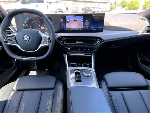 Used 2026 BMW 330i xDrive Sedan AWD/4WD image 5