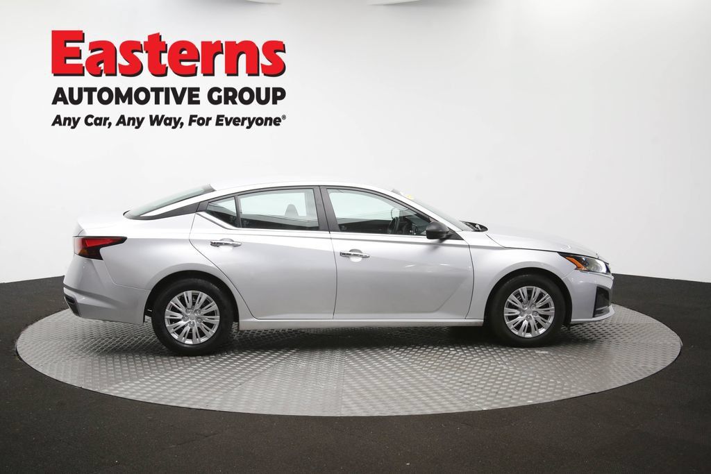 Used 2024 Nissan Altima 2.5 S FWD image 43