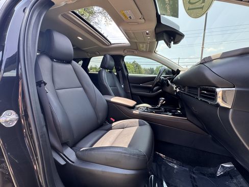 Used 2021 MAZDA CX-30 FWD 2.5 S w/ Premium Package image 13