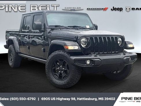Used 2021 Jeep Gladiator Willys image 1