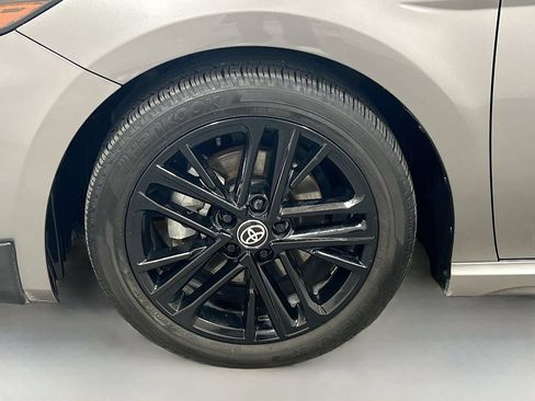 Used 2025 Toyota Camry SE FWD image 27