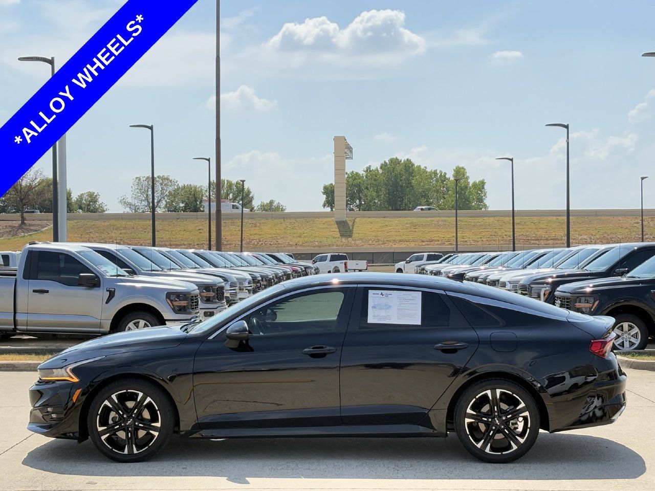 Used 2022 Kia K5 GT-Line AWD/4WD image 3
