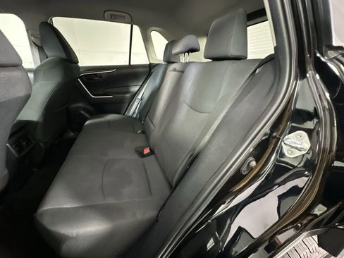 Used 2024 Toyota RAV4 LE image 22