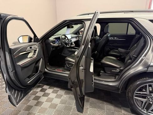 Used 2025 Ford Explorer ST w/ Sun And Sound Package AWD/4WD image 13