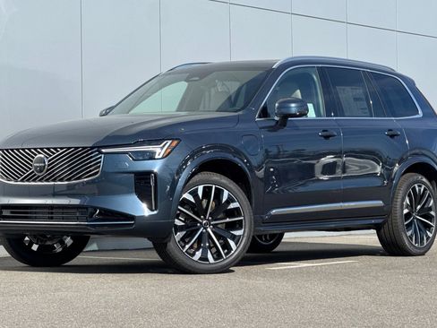 New 2026 Volvo XC90 T8 Ultra w/ Protection Package Premier image 1