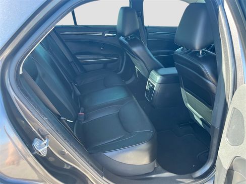 Used 2022 Chrysler 300 Touring L w/ Popular Equipment Group image 28