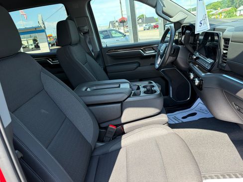 Used 2024 GMC Sierra 1500 Elevation AWD/4WD image 12