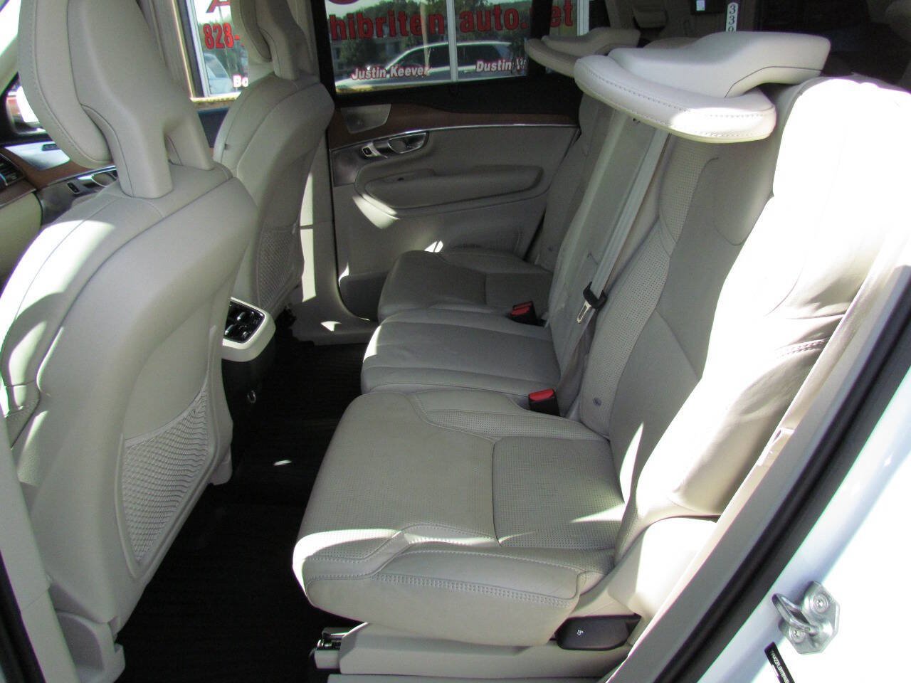Used 2017 Volvo XC90 T6 Inscription w/ Vision Package AWD/4WD image 12