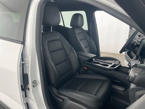Used 2025 Chevrolet Equinox LT w/ Convenience Package II FWD image 47