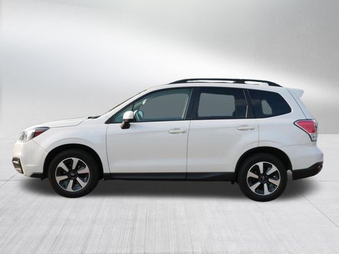 Used 2018 Subaru Forester 2.5i Premium AWD/4WD image 4