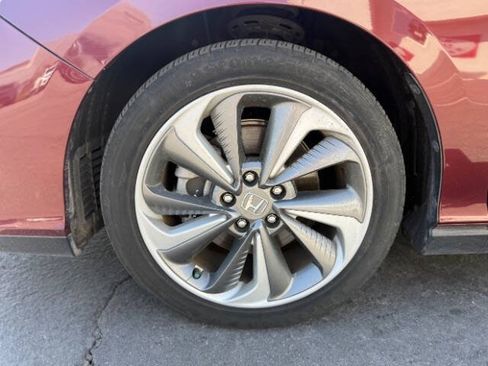 Used 2019 Honda Clarity Plug-In Hybrid image 9