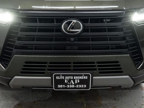 Used 2024 Lexus GX 550 AWD/4WD image 49