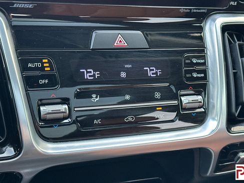 Used 2022 Kia Sorento SX Prestige w/ Rust Color Package image 28