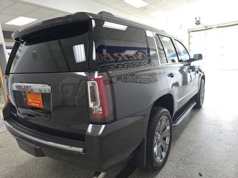 Used 2017 GMC Yukon Denali w/ Open Road Package AWD/4WD image 7