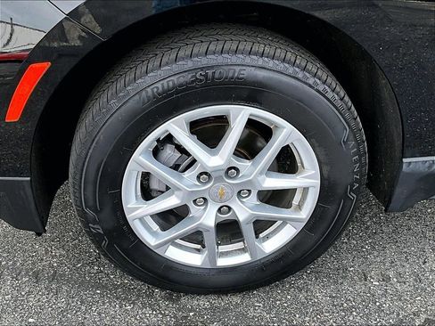 Used 2024 Chevrolet Equinox LT AWD/4WD image 7