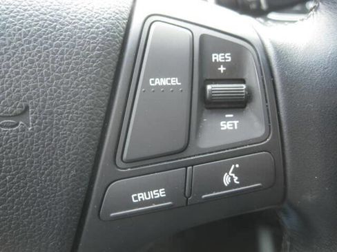 Used 2015 Kia Cadenza Premium w/ Luxury Package image 21