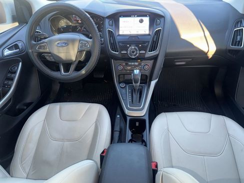 Used 2017 Ford Focus Titanium w/ Titanium Technology Package image 12