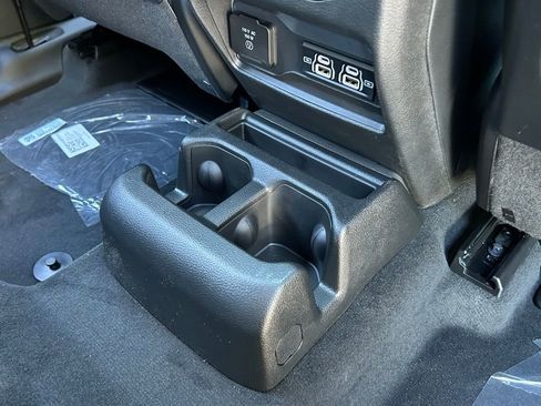 New 2025 Jeep Grand Cherokee L Altitude image 39