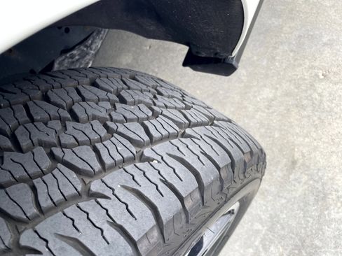 Used 2020 Ford Expedition Limited w/ Equipment Group 303A AWD/4WD image 7