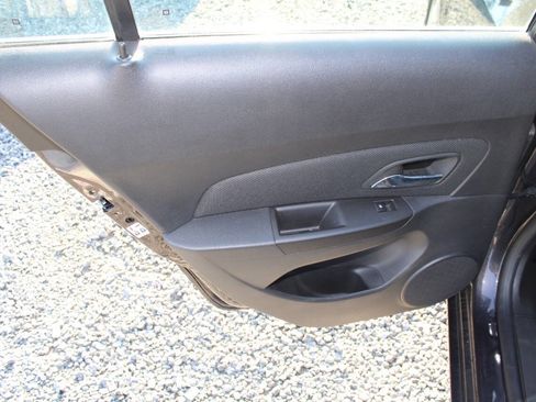 Used 2016 Chevrolet Cruze LT image 22