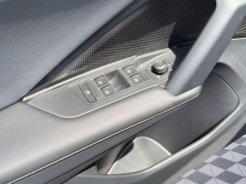 New 2026 Volkswagen Tiguan SEL R-Line AWD/4WD image 12