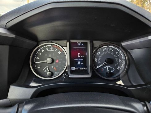 Certified 2023 Toyota Tacoma TRD Off-Road image 15