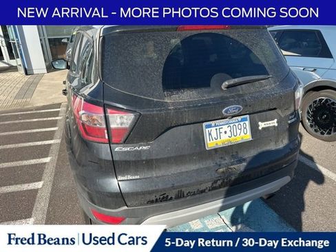 Used 2017 Ford Escape SE AWD/4WD image 9